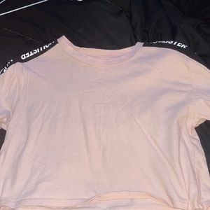 light pink cropped boyfriend tee